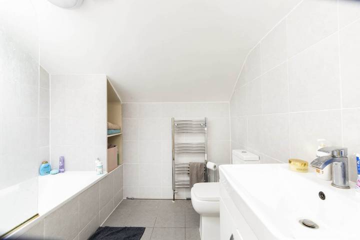 Modern Apartment Fordwych road, West Hampstead